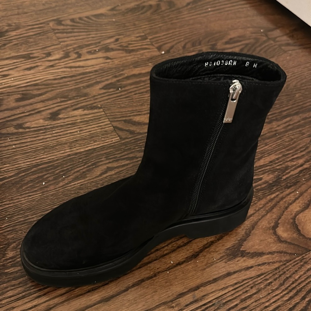 Aquatalia Maddie black bootie size 8